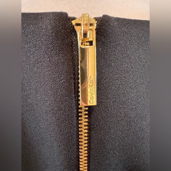 Calvin Klein Boat Neck Ruffle Hem Faux Wrap Dress – Black – Size 4 – Like New - Picture 15 of 16